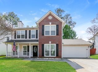 490 Heathgate Dr, Lawrenceville, GA 30044