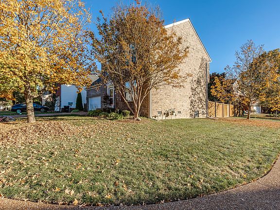 2nd image of 3257 Nolen Ln