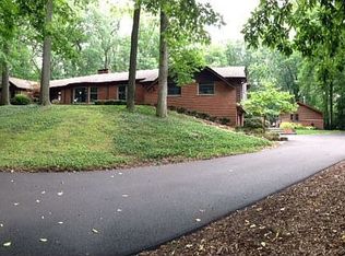 1026 Greentree Rd, Bloomfield Hills, MI 48304