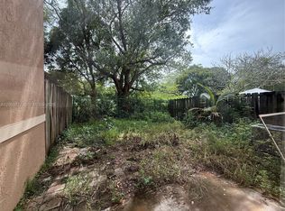 8564 SW 214th Way, Cutler Bay, FL 33189
