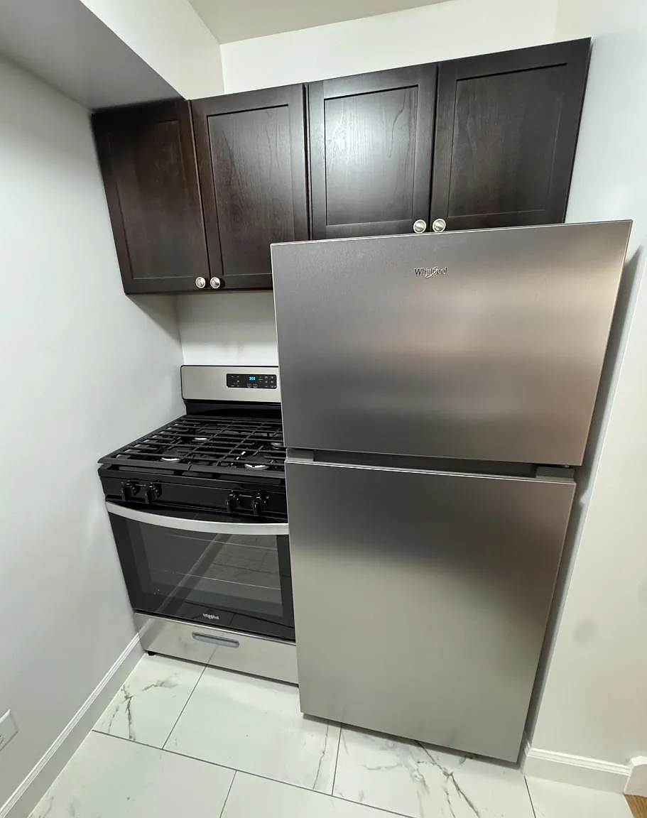 6830 North Sheridan Road #263 — Photo 4
