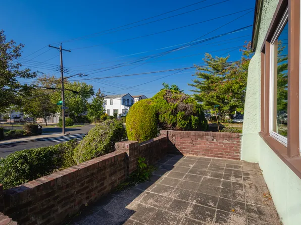 135-01 232nd Street image 5 of 23