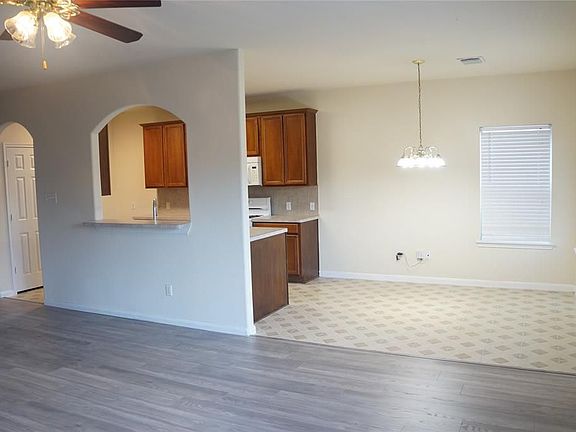 4th image of 21118 Twila Springs Dr