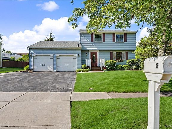 3rd image of 8 Vermont Pl