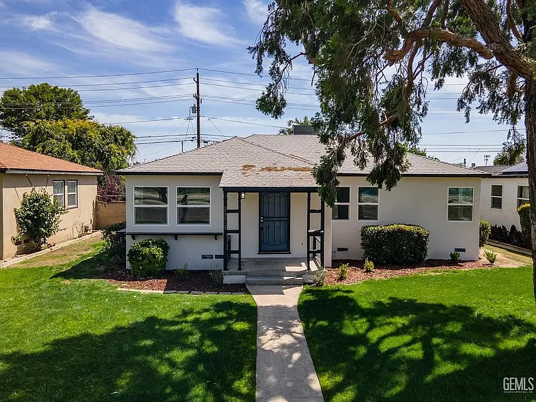 2907 Truxtun Ave — Photo 8