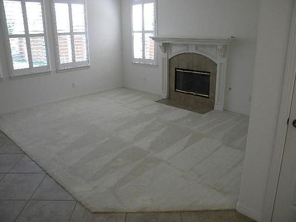 4th image of 693 Chapel Hill Dr