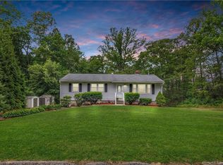 21 Windsor Rd, Shelton, CT 06484