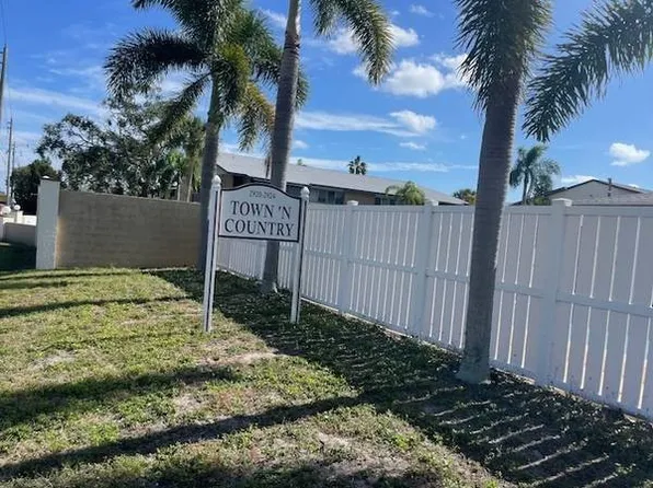 2924 Clark Rd, Sarasota, FL