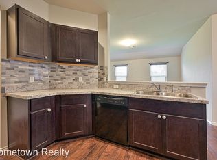 9708 High Noon Rd, Yukon, OK 73099