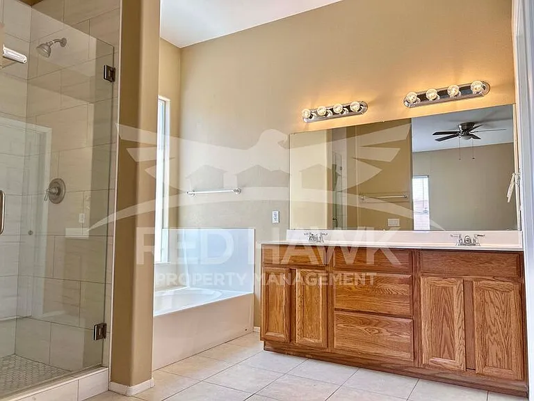 2748 S 159th Ave — Photo 10