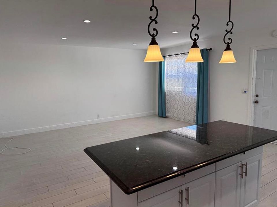 2nd image of 669 Monaco Ct