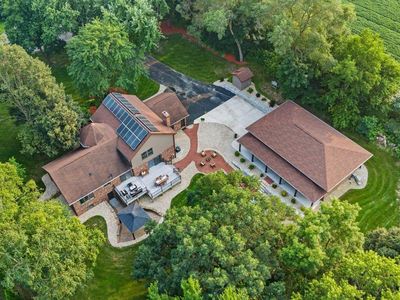 2127 Vintage Drive, Oregon, WI, 53575