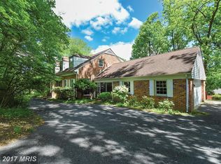 9425 Garden Ct, Potomac, MD 20854