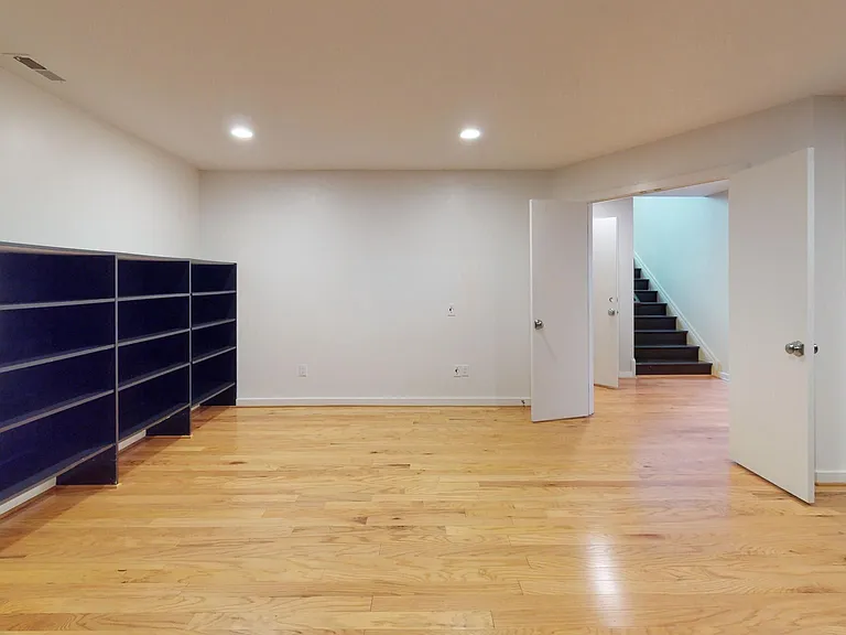 9629 Eagle Ridge Dr — Photo 47