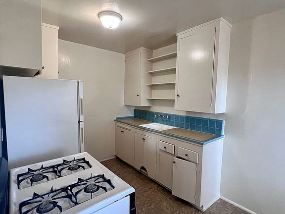 4th image of 5674 Mildred St APT B