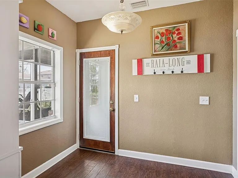 2603 N Ridgewood Ave — Photo 29