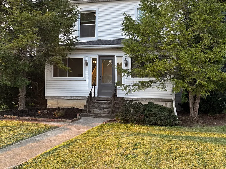 706 E Bellefontaine St — Photo 1