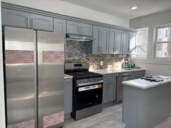1108 1st Ave 1st Avenue, New Hyde Park, NY 11040-4823