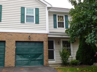 959 Philadelphia Dr, Westerville, OH 43081
