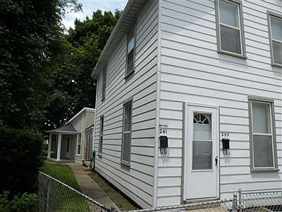 1st image of 241 Oak St