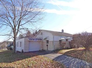 404 Crowl St, Westover, WV 26501