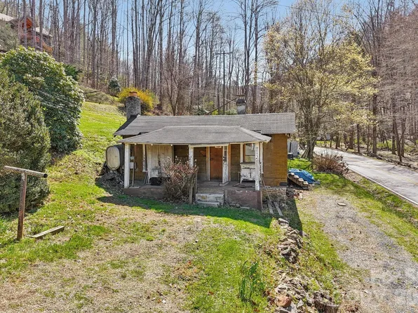 719 Camp Branch Rd, Waynesville, NC 28786