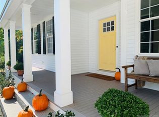 30 Shepherds Way, Granby, CT 06035