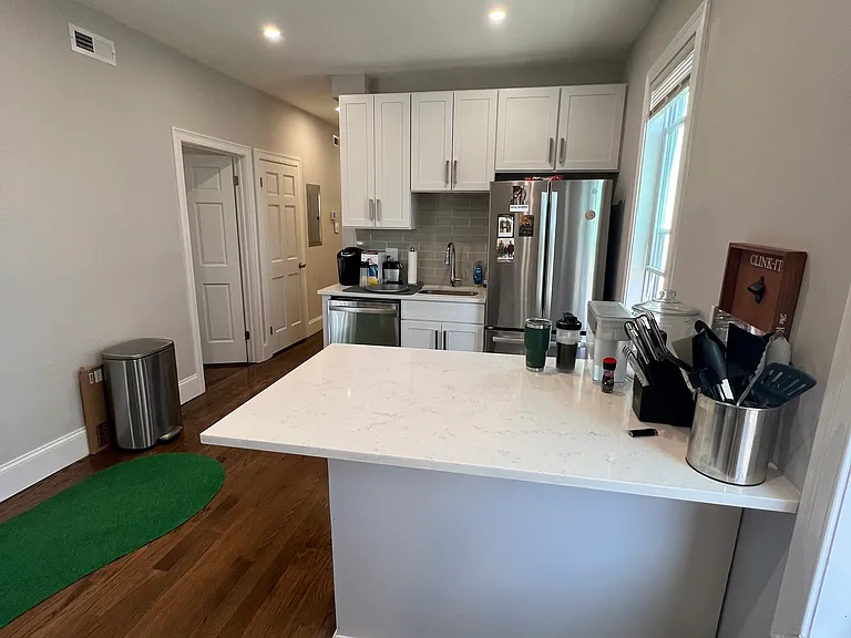 55 Mount Vernon St #3 — Photo 8
