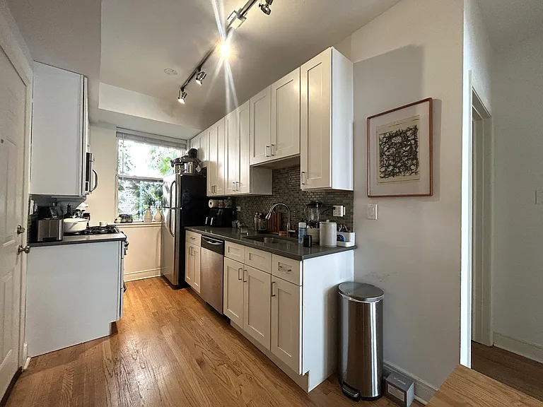 2127 N Richmond St #2 — Photo 5