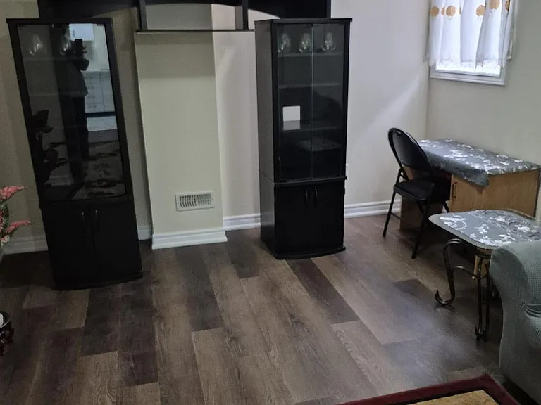 9 Hawkridge Trl — Photo 5