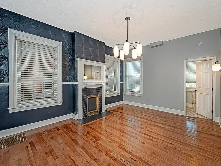 711 N Saint Clair St #1 — Photo 16