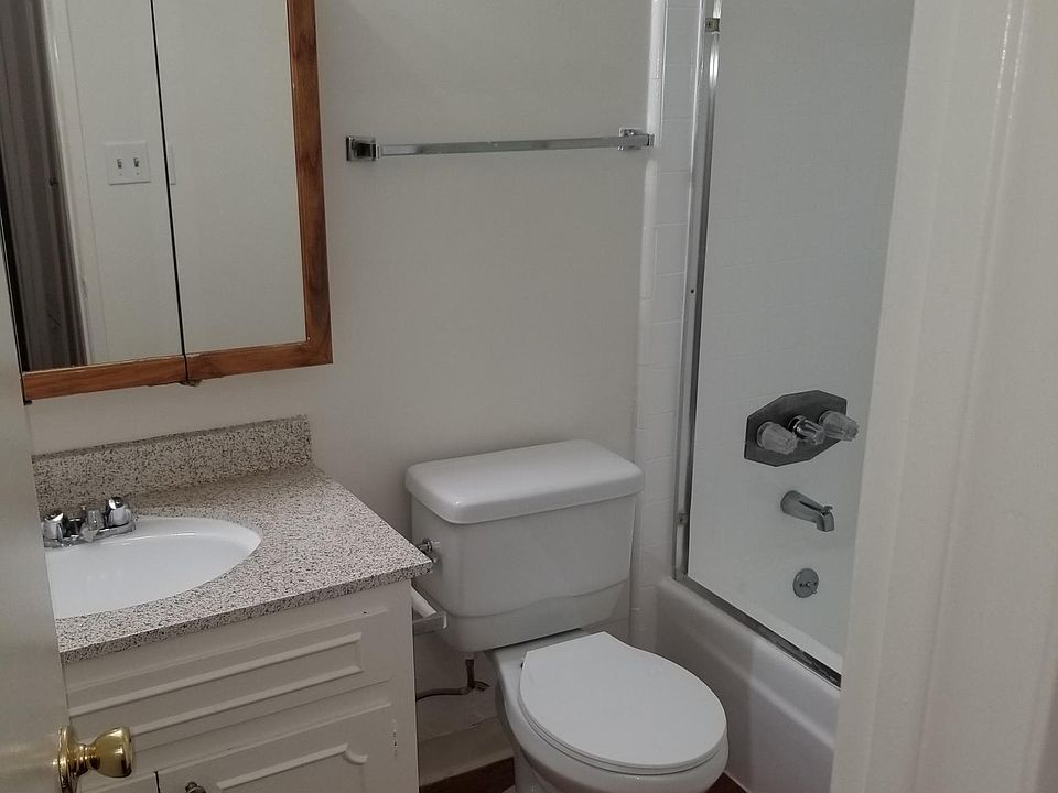 1st image of 2200 N Beachwood Dr