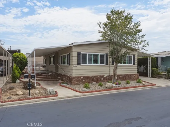 2320 Lake Glen Dr #51, La Habra, CA 90631