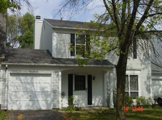 29W474 Birchwood Dr, Warrenville, IL 60555