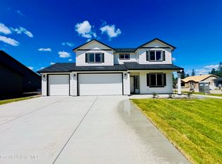 16076 N Hadley Loop, Rathdrum, ID 83858