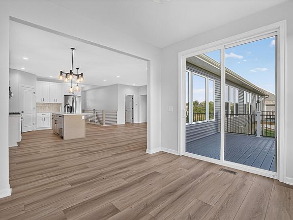 5th image of 3704 Marabella Pl