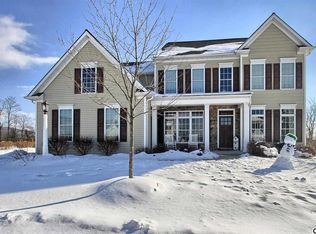 2220 Dewey Ln, Enola, PA 17025