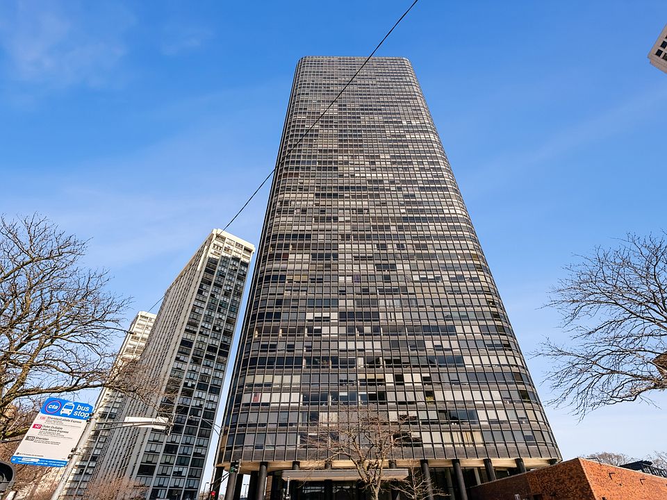 1st image of 5415 N Sheridan Rd APT 2905