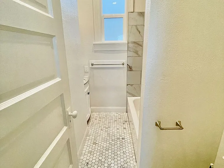 2554-2558 Bryant St — Photo 54