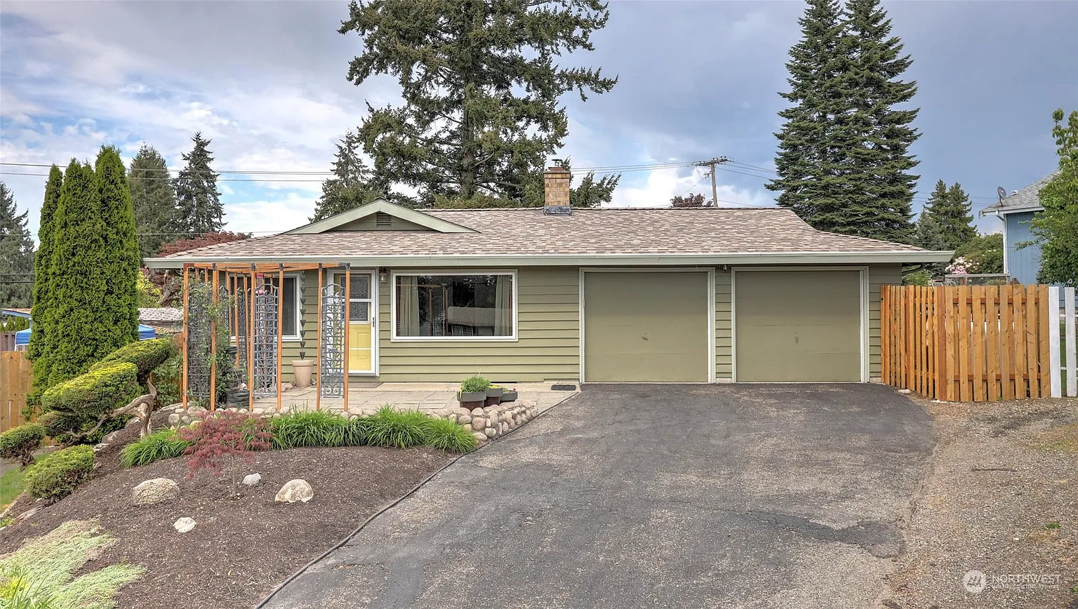 4538 S 298th Place photo 1