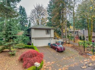 17427 SW Rivendell Dr, Durham, OR 97224