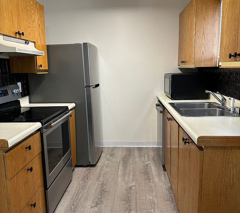 1st image of 4621 Cordova St APT 4