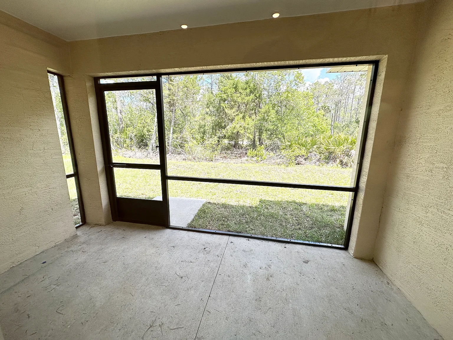 14 Sleigh Bell Place — Photo 4