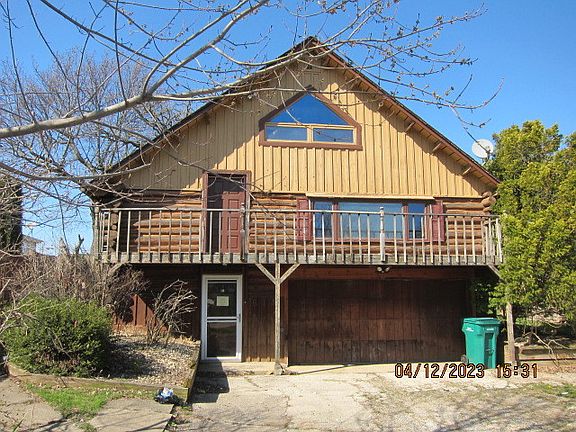2nd image of 614 W Pheasant Ct