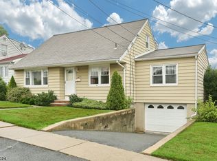 18 Williams St, Garfield, NJ 07026