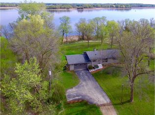 2545 Highland Rd, Maple Plain, MN 55359