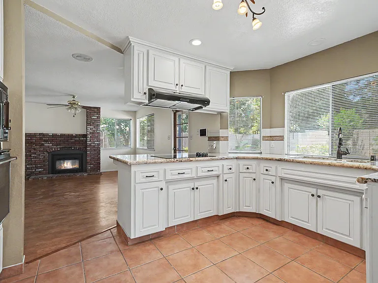 2620 Mountain Oak Rd — Photo 14