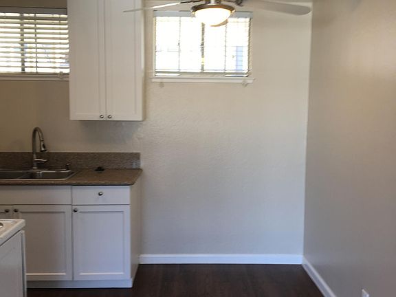 5th image of 2401 Carlmont Dr APT 11