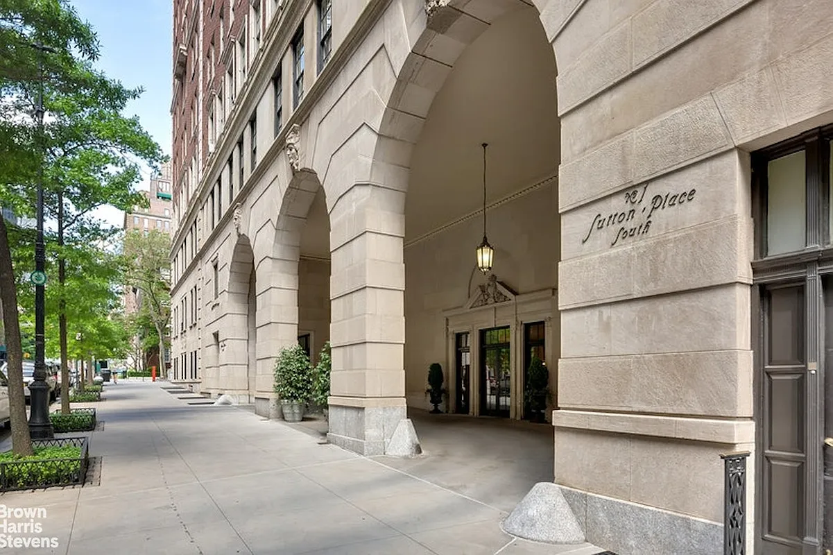 1 Sutton Pl S Unit 7C  