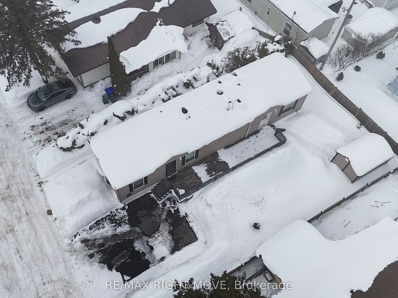 3rd image of 1298 Hilltop Rd